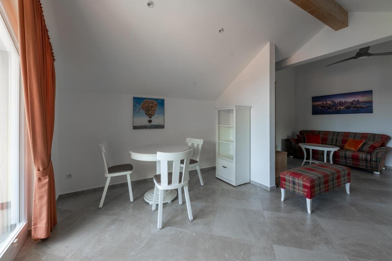 Siegsdorf Suiten Exterior foto
